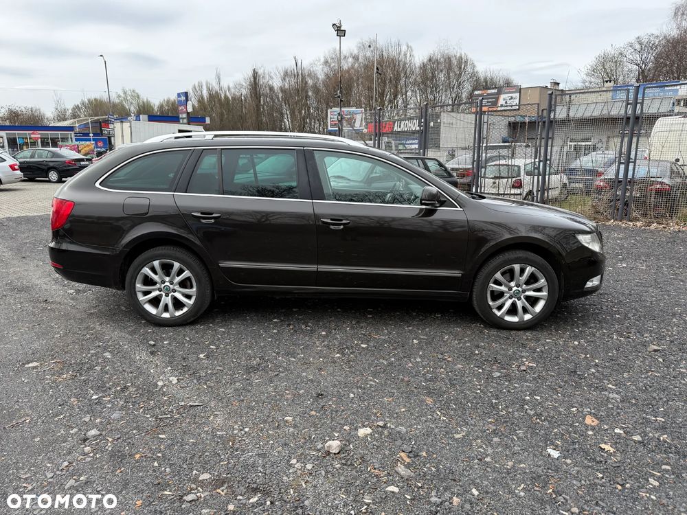 Skoda Superb 1.8 TSI 4x4 Platinum - 3