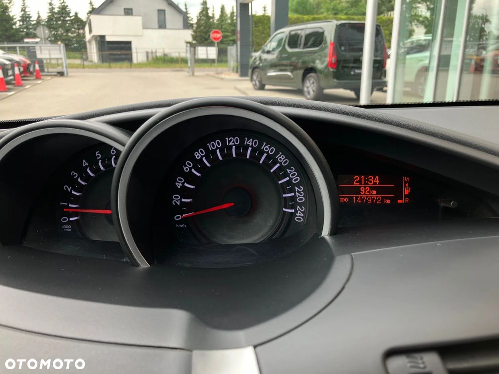 Toyota Verso 1.8 Premium - 21