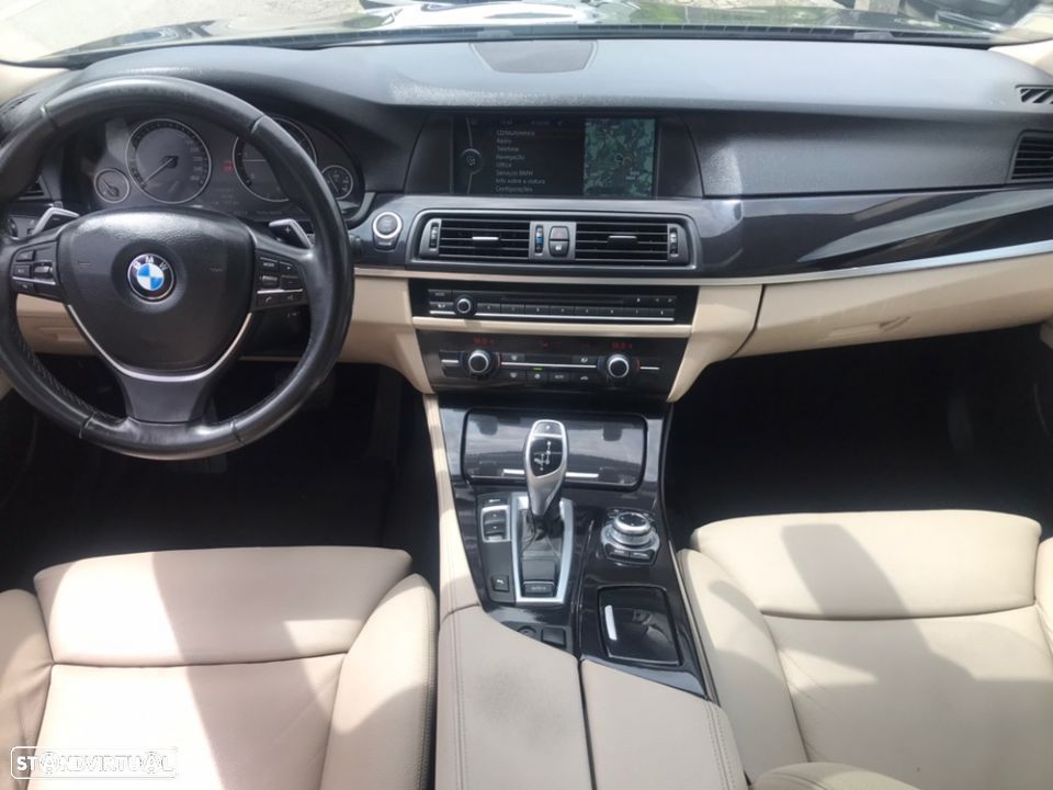 BMW 520 d Exclusive Auto 129g - 19