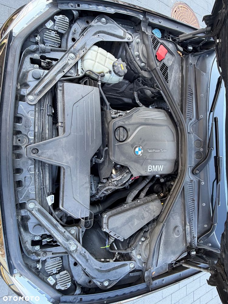 BMW Seria 2 218d Sport Line - 18