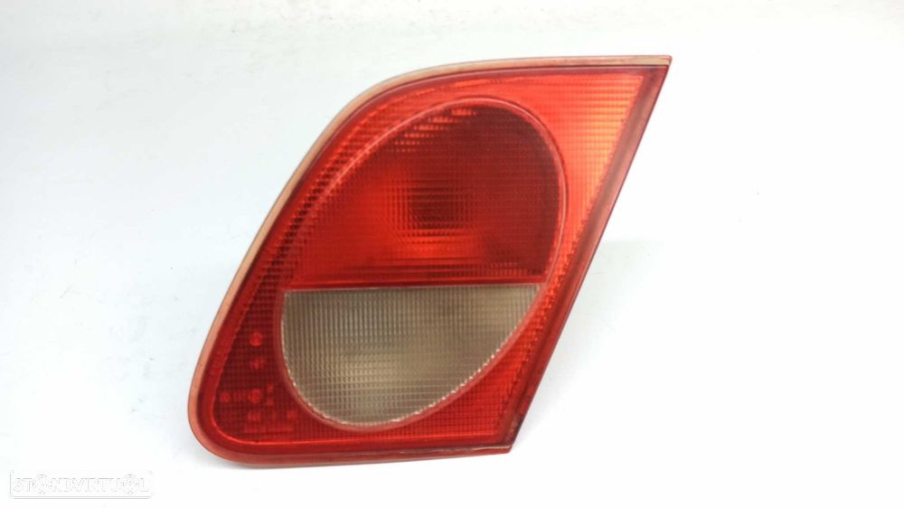 FAROLIM TRASEIRO DIREITO MERCEDES CLASE E (W210) BERLINA DIESEL 300 TURBODIESEL... - 1