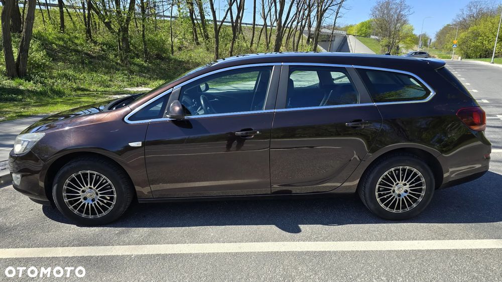 Opel Astra 2.0 CDTI Cosmo - 3