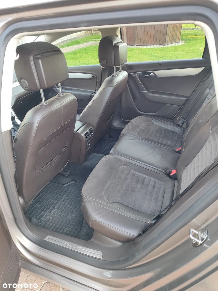 Volkswagen Passat 2.0 TDI DPF Highline - 5