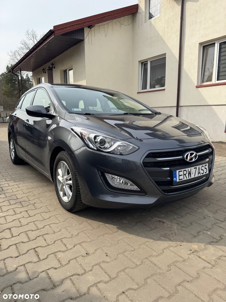 Hyundai i30 1.6 CRDi Comfort - 4