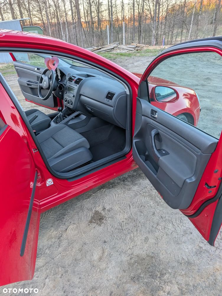 Volkswagen Golf 1.6 Comfortline - 17