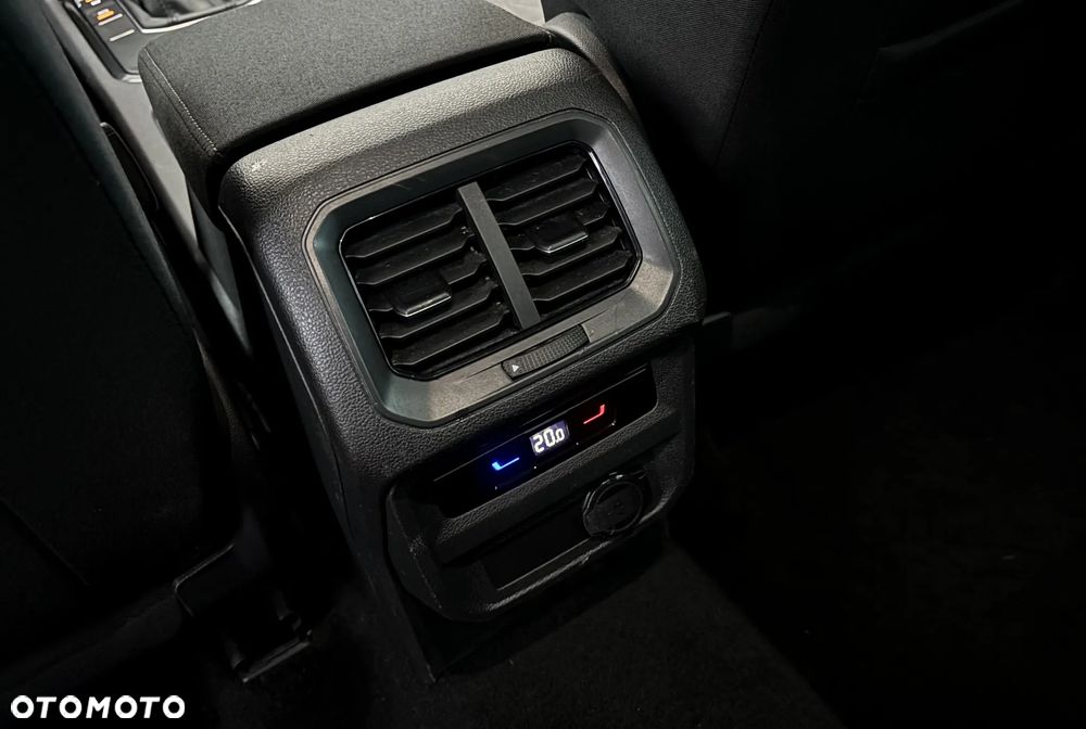 Volkswagen Tiguan 2.0 TDI SCR DSG Elegance - 28