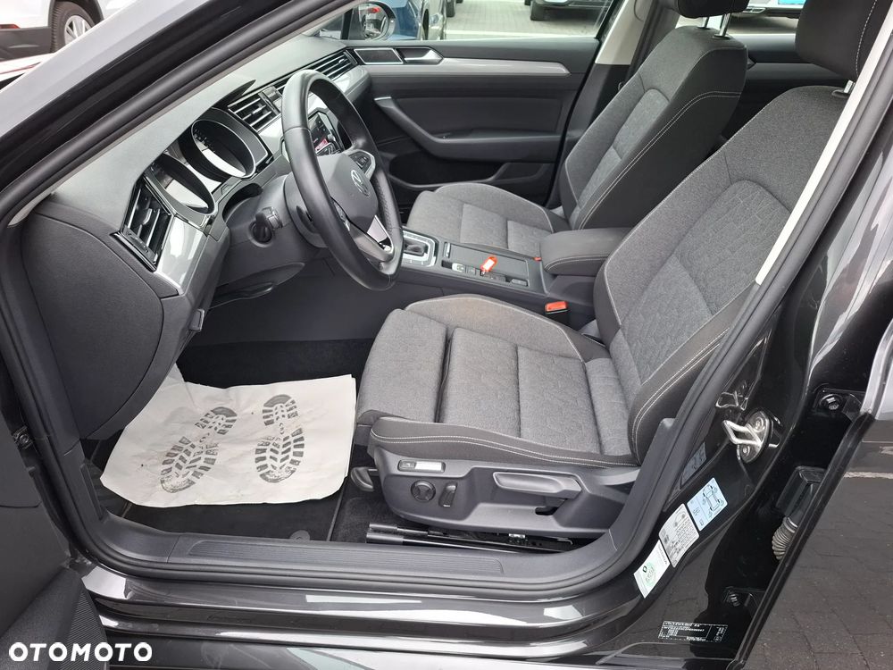 Volkswagen Passat Variant 2.0 TDI EVO Business DSG - 10