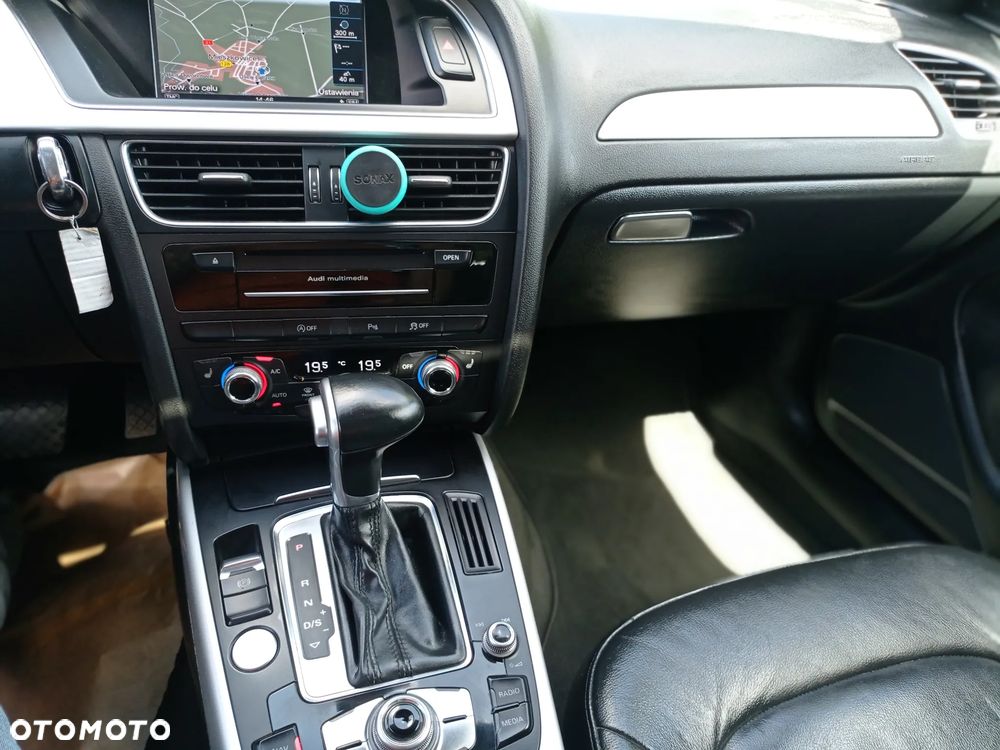 Audi A4 Limousine 2.0 TDI DPF clean diesel multitronic S line Sportpaket - 11