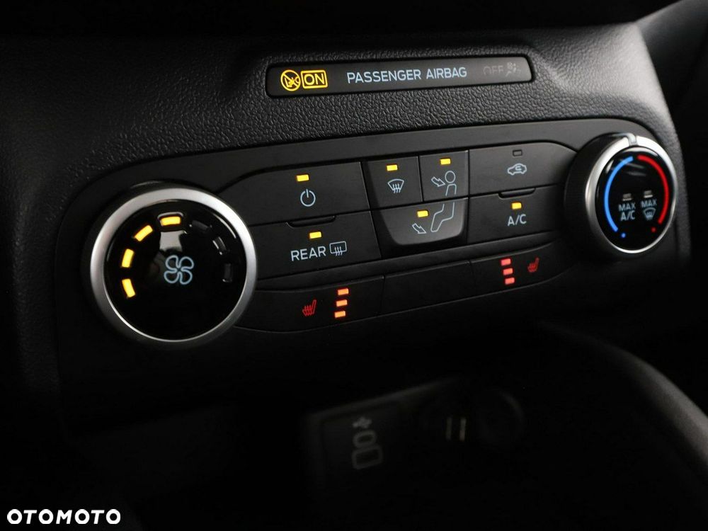 Ford Kuga 1.5 EcoBoost COOL&CONNECT - 28