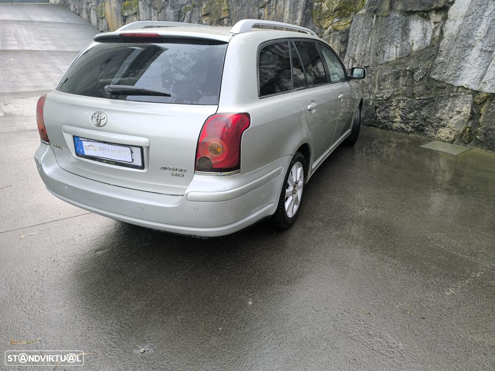 Toyota Avensis SW 2.0 D-4D - 2