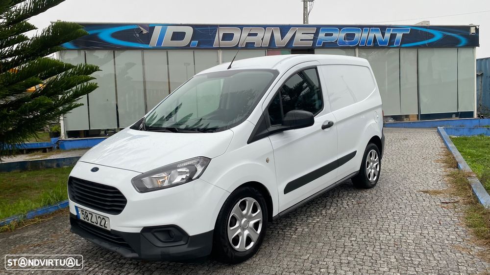Ford Transit Courier - 2