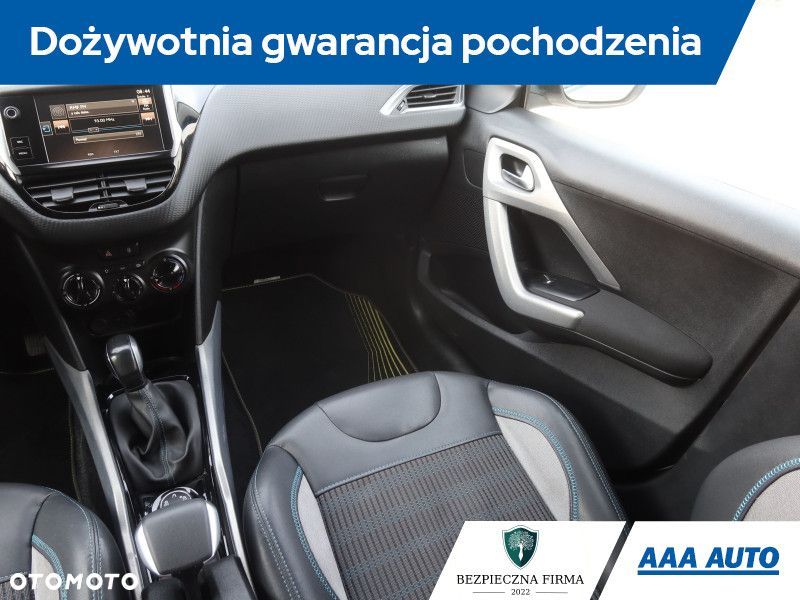 Peugeot 2008 - 10