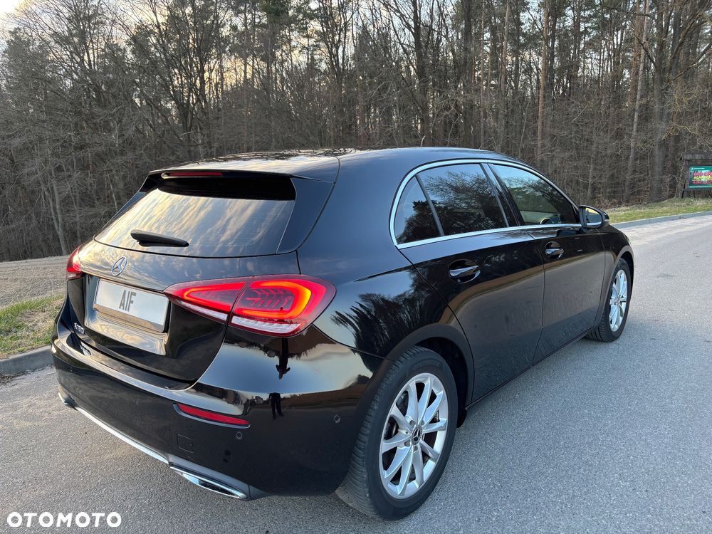 Mercedes-Benz Klasa A 180 7G-DCT Progressive - 4