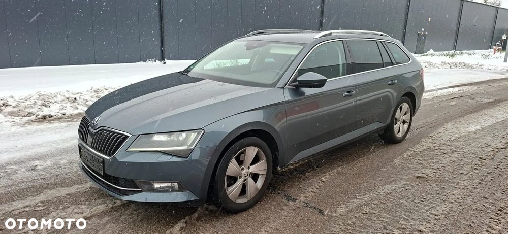 Skoda Superb 2.0 TDI 4x4 Style DSG - 7