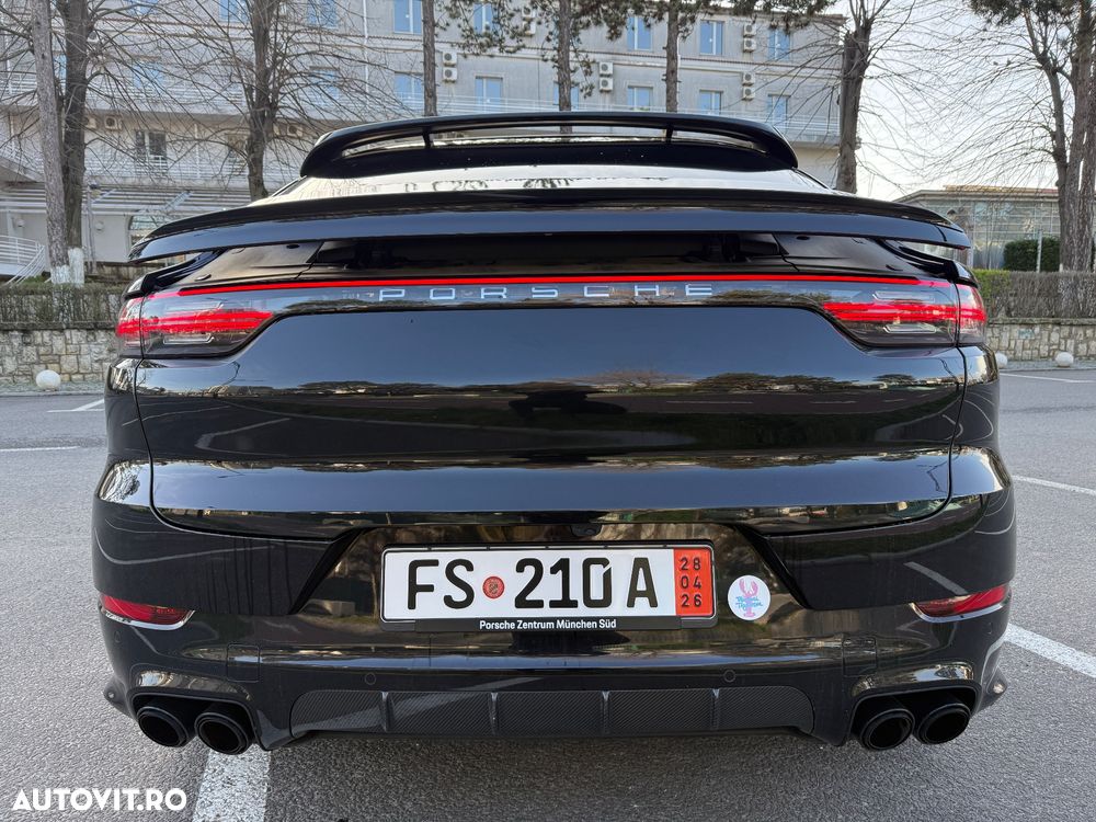 Porsche Cayenne - 26