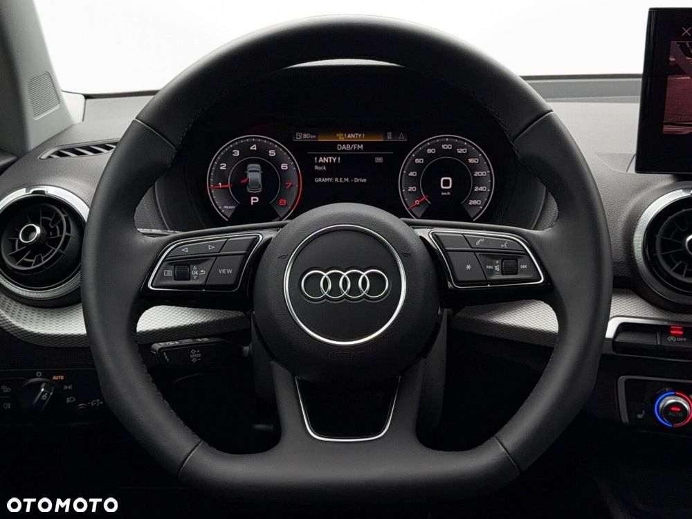 Audi Q2 - 16