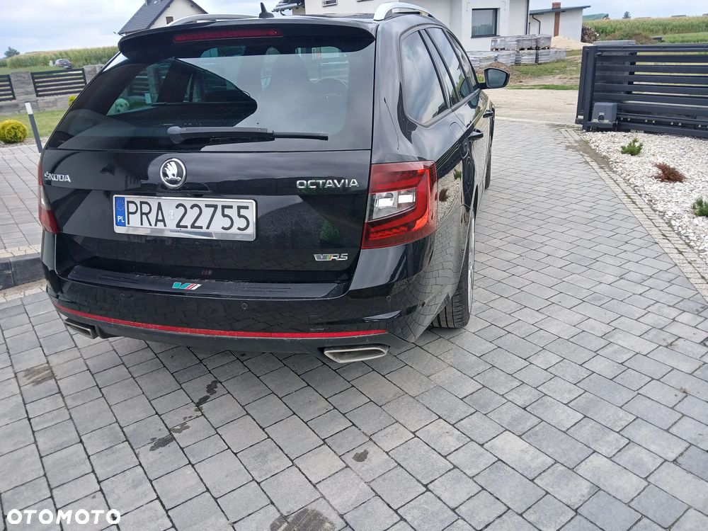 Skoda Octavia 2.0 TDI RS Challenge DSG - 31
