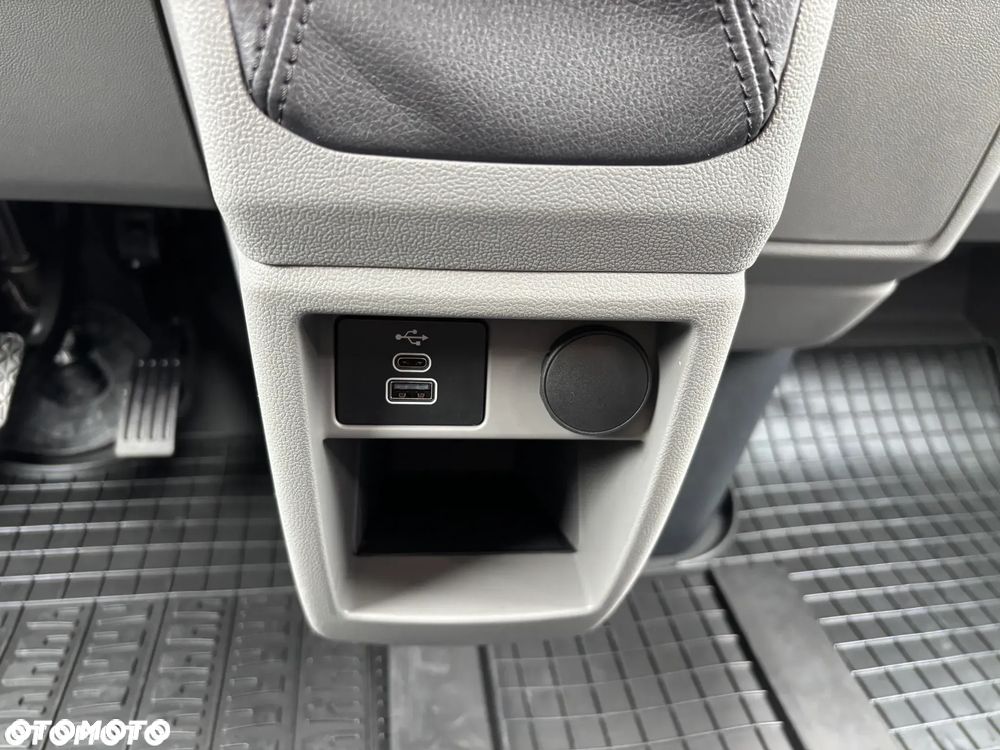 Ford Transit Custom Kombi M1 2.0 EcoBlue 150KM M6 FWD Trend 320 L2 - 32