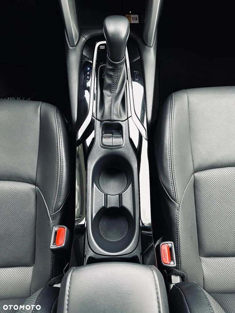 Toyota Corolla Cross 2.0 Hybrid Executive - 30