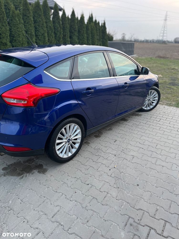 Ford Focus 1.5 EcoBoost Titanium ASS - 8