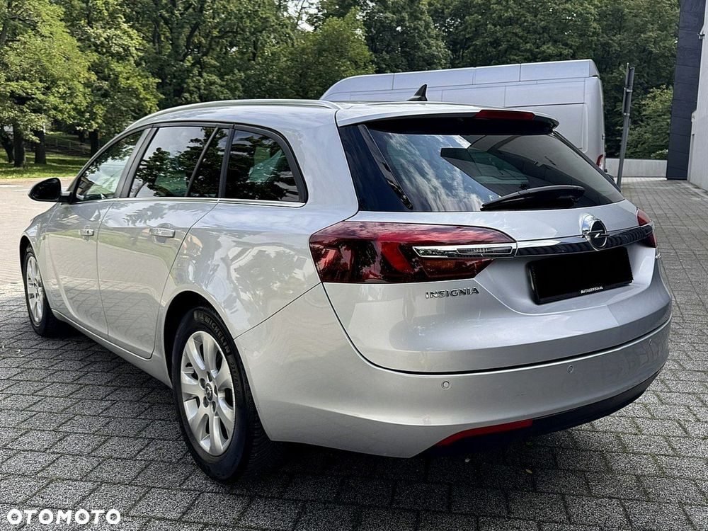 Opel Insignia - 8