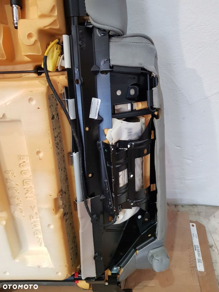 kanapa tył skóra vw phaeton 3d2 3.0tdi 06r - 12