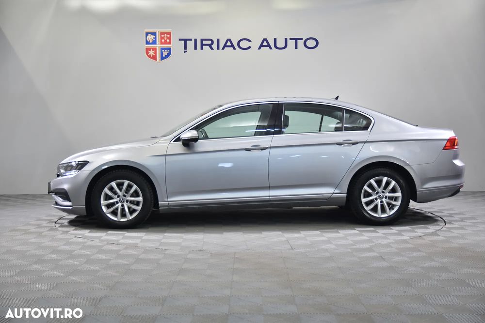 Volkswagen Passat - 2