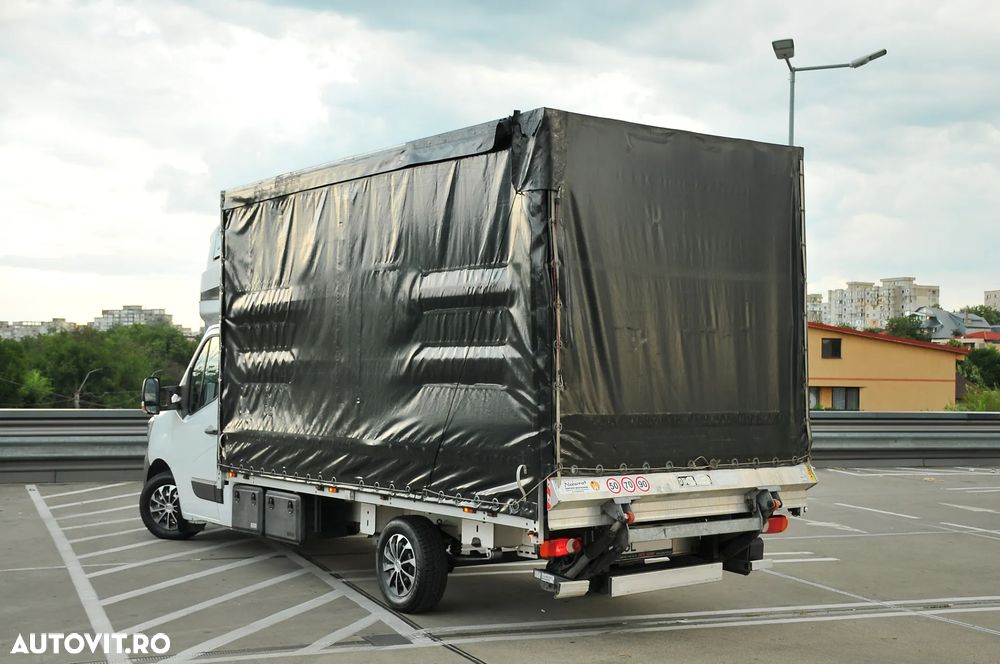 Renault Master cu lift - 24