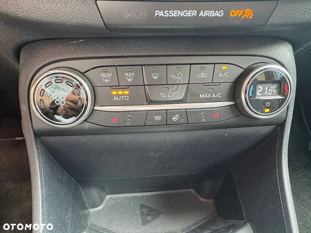 Ford Fiesta 1.0 EcoBoost Titanium ASS - 19