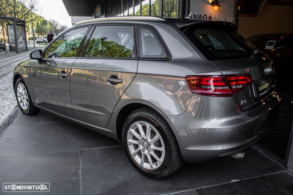 Audi A3 1.6 TDI Attraction - 3