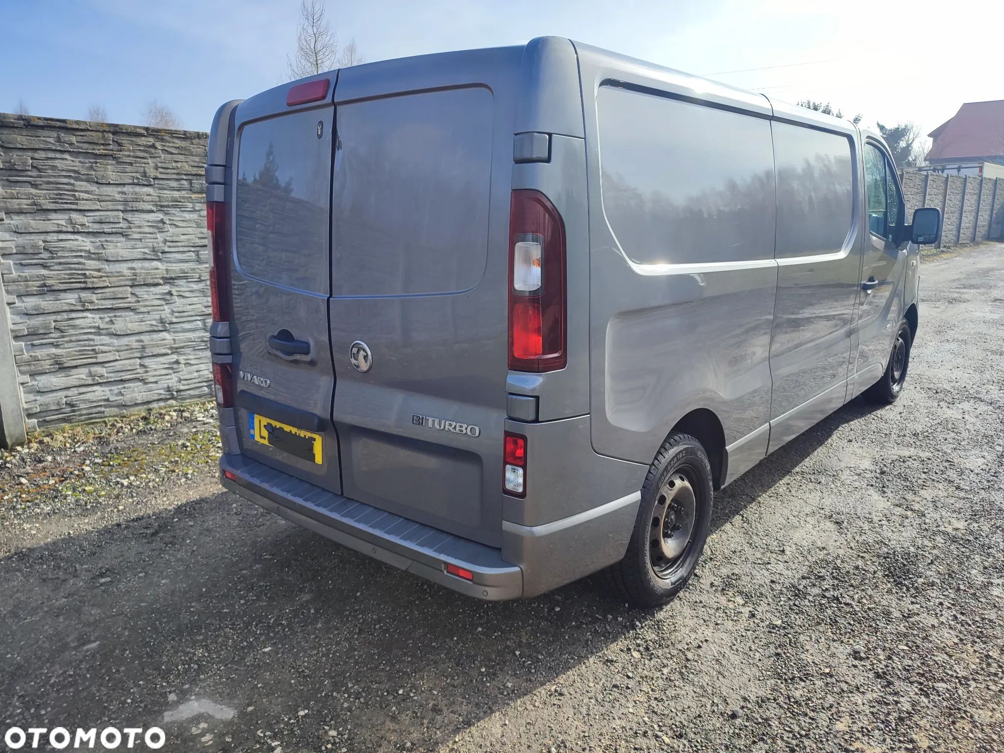 Opel vivaro - 1