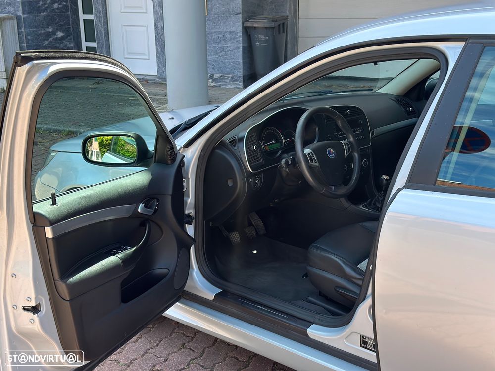 Saab 9-3 Sport Hatch 1.9 TiD DPF Vector - 7