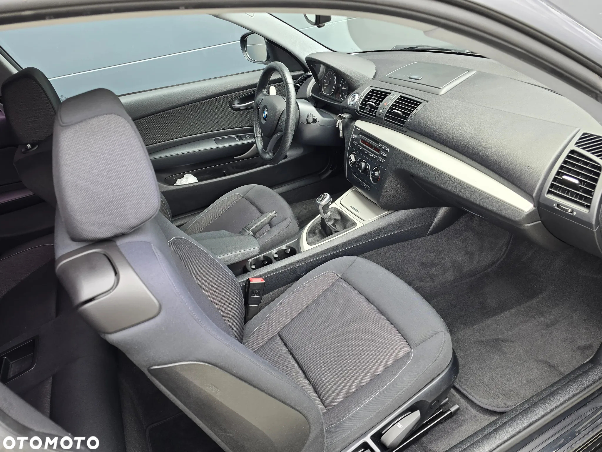 BMW Seria 1 116i - 8