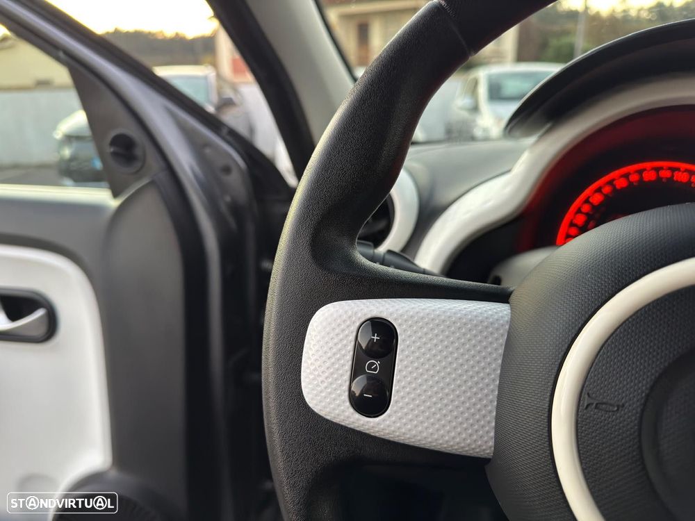 Renault Twingo 1.0 SCe Limited - 17