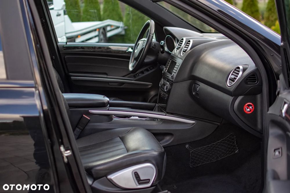 Mercedes-Benz ML 320 CDI 4Matic 7G-TRONIC DPF Edition 10 - 35