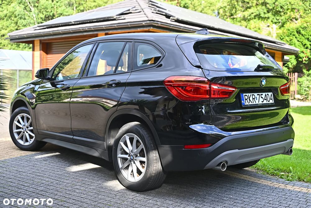 BMW X1 xDrive18d Sport Line - 6