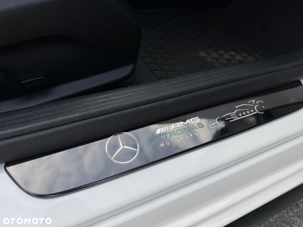 Mercedes-Benz Klasa C 200 4-Matic 9G-TRONIC - 17