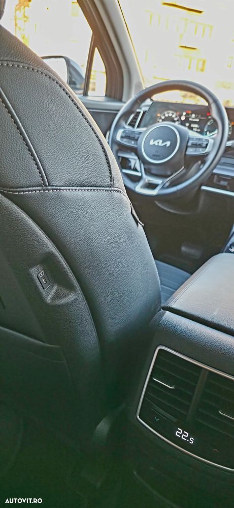 Kia Sportage 1.6 T-GDI HEV 6AT 4x2 Business Line - 12