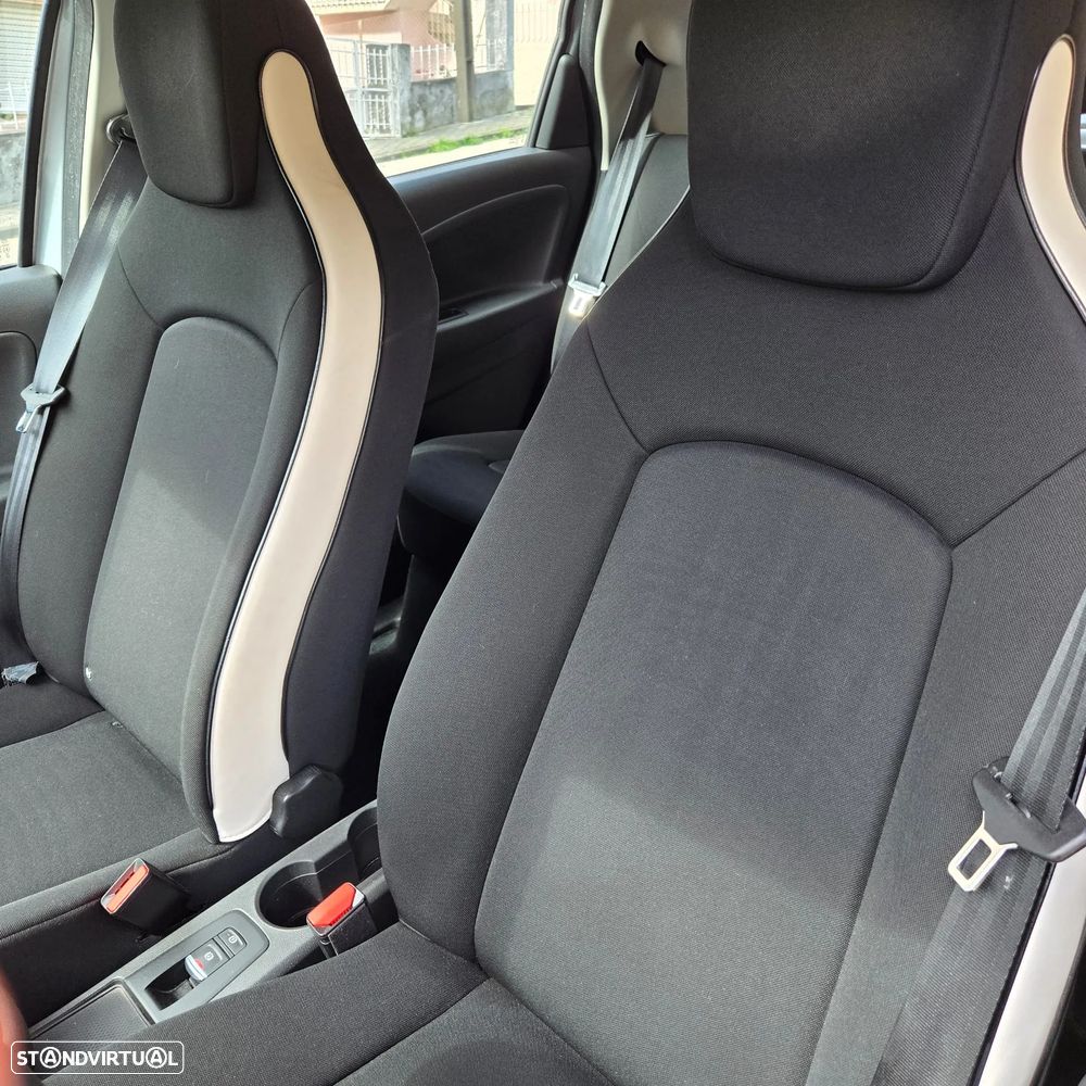 Renault Zoe (c/ Bateria) E-Tech EV50 Equilibre - 10