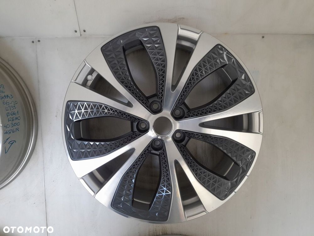 Felgi aluminiowe Renault OE 403006686R 6.5" x 20" 5x114,3 ET33 - 4