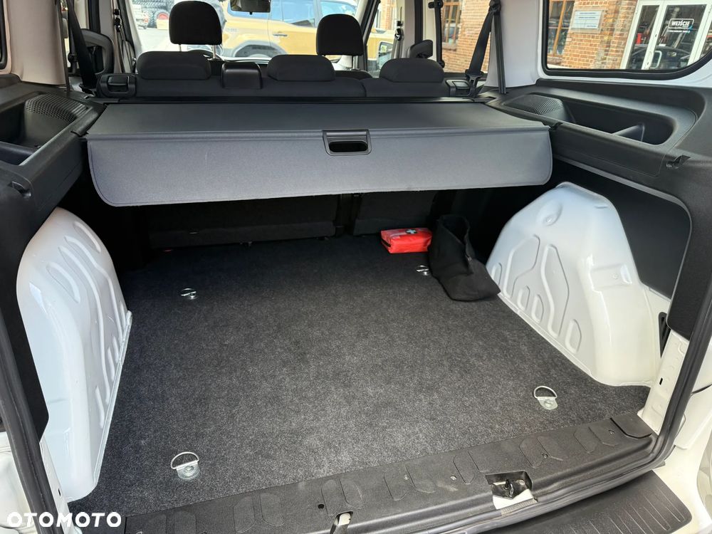 Fiat Doblo - 21