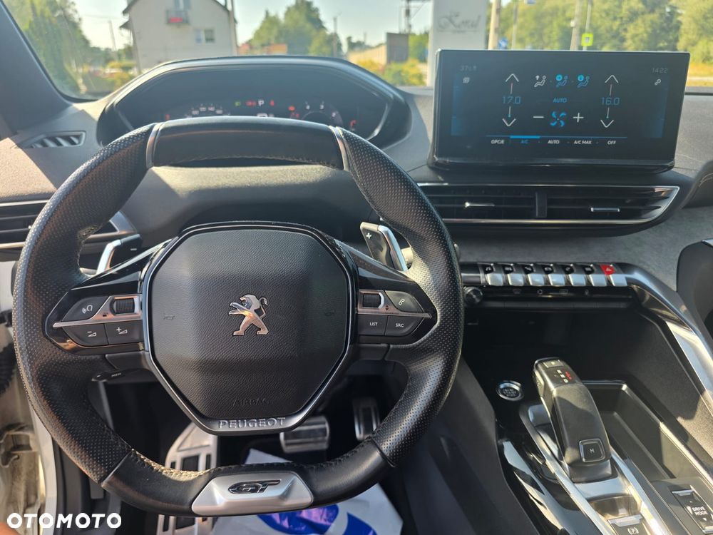 Peugeot 5008 - 24