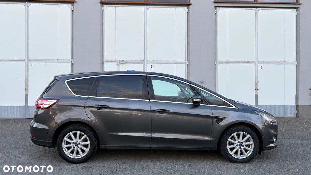 Ford S-Max - 23