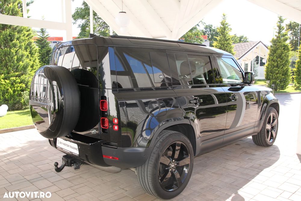 Land Rover Defender 110 3.0D 250 MHEV Hard Top X-Dynamic SE - 11