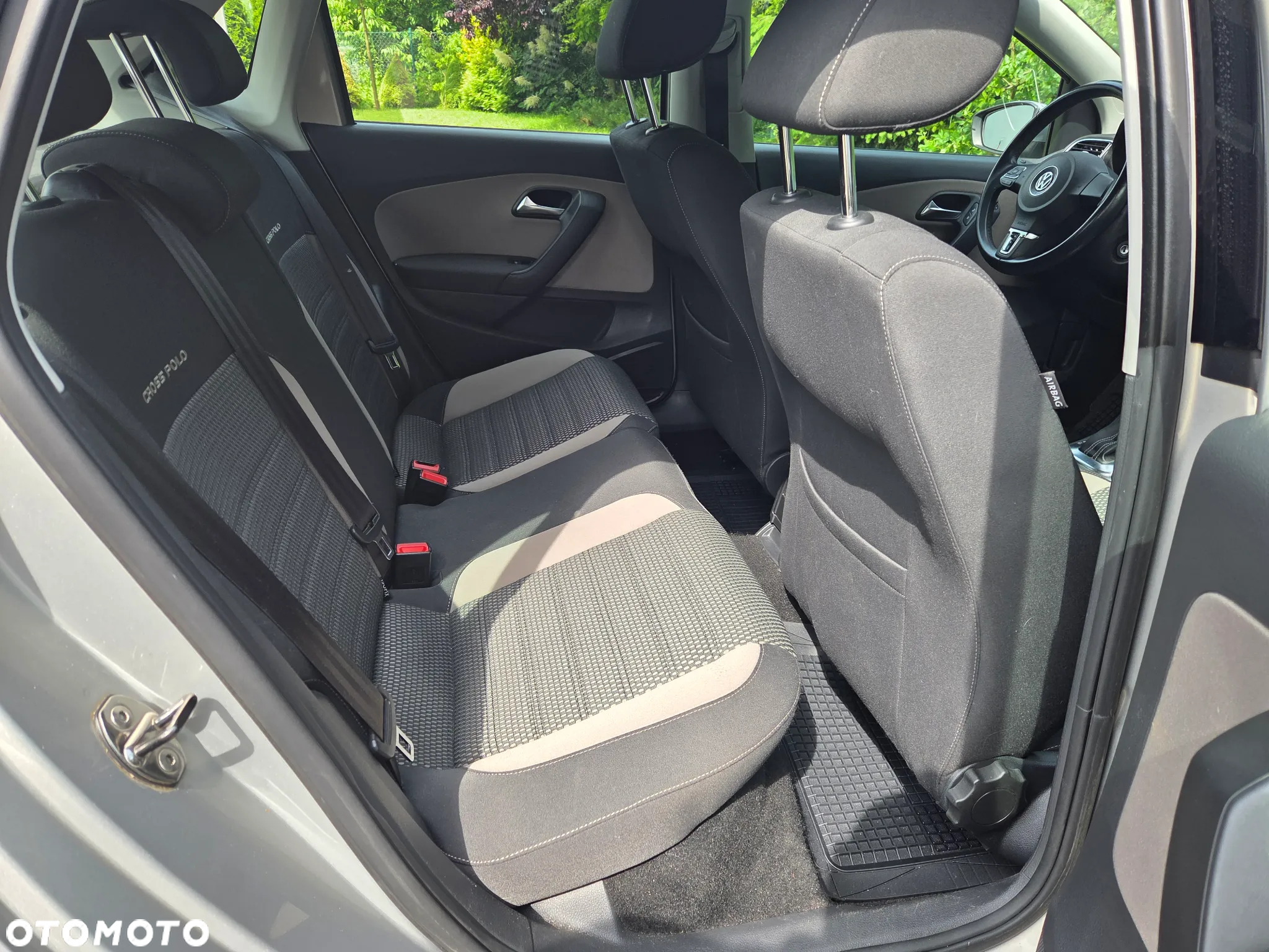 Volkswagen Polo 1.2 TSI Highline DSG - 6
