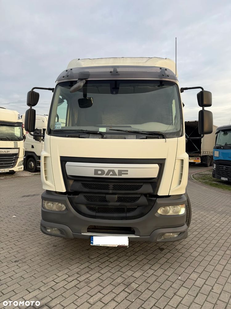 DAF LF 320 FA 119/ZFC AUTOMAT 2017 ROK ,EURO6, RAMA DO ZABUDOWY, DMC 18000kg, Kabina Sypialna - 2