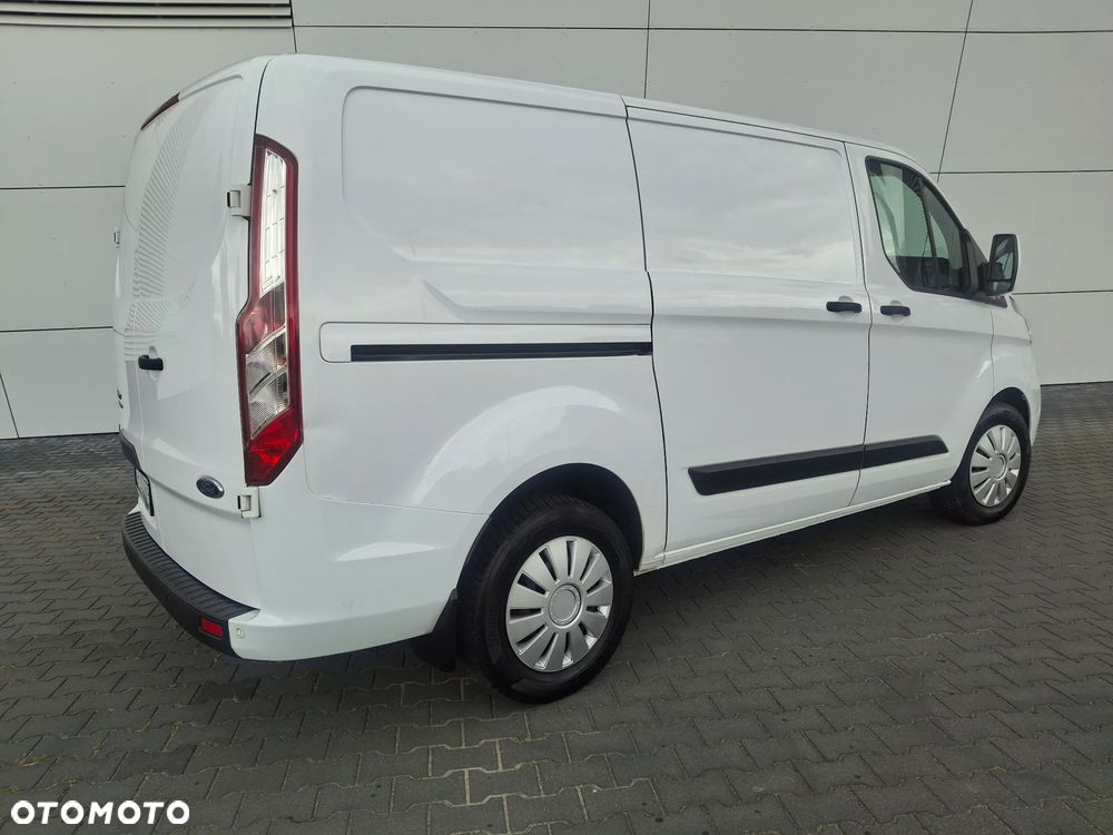 Ford TRANSIT CUSTOM - 6