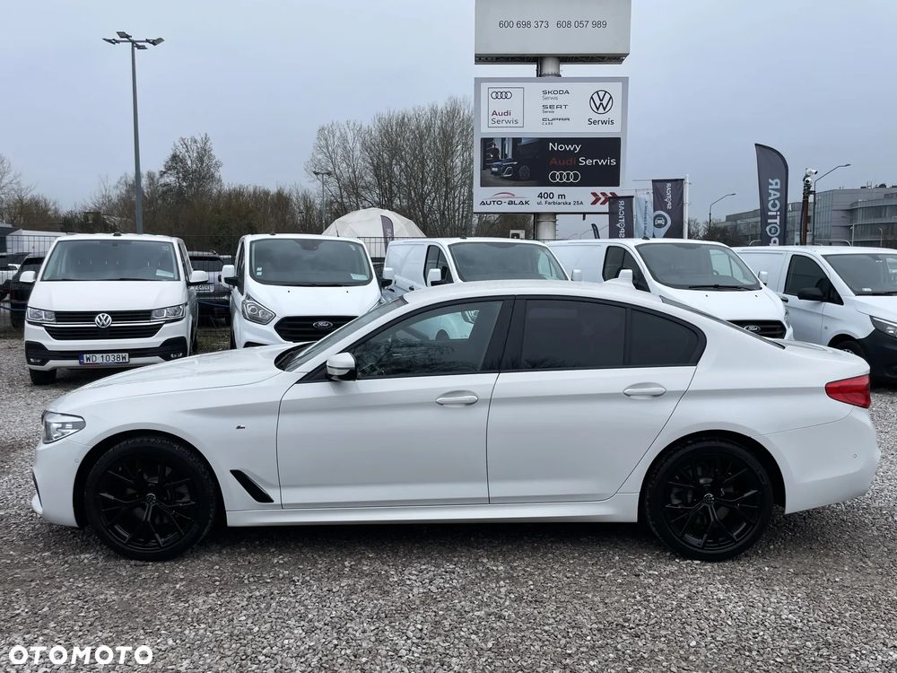 BMW Seria 5 520d xDrive - 16