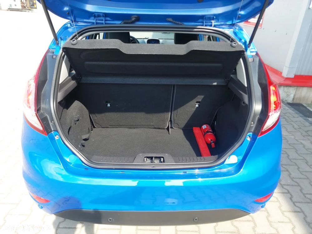 Ford Fiesta - 11