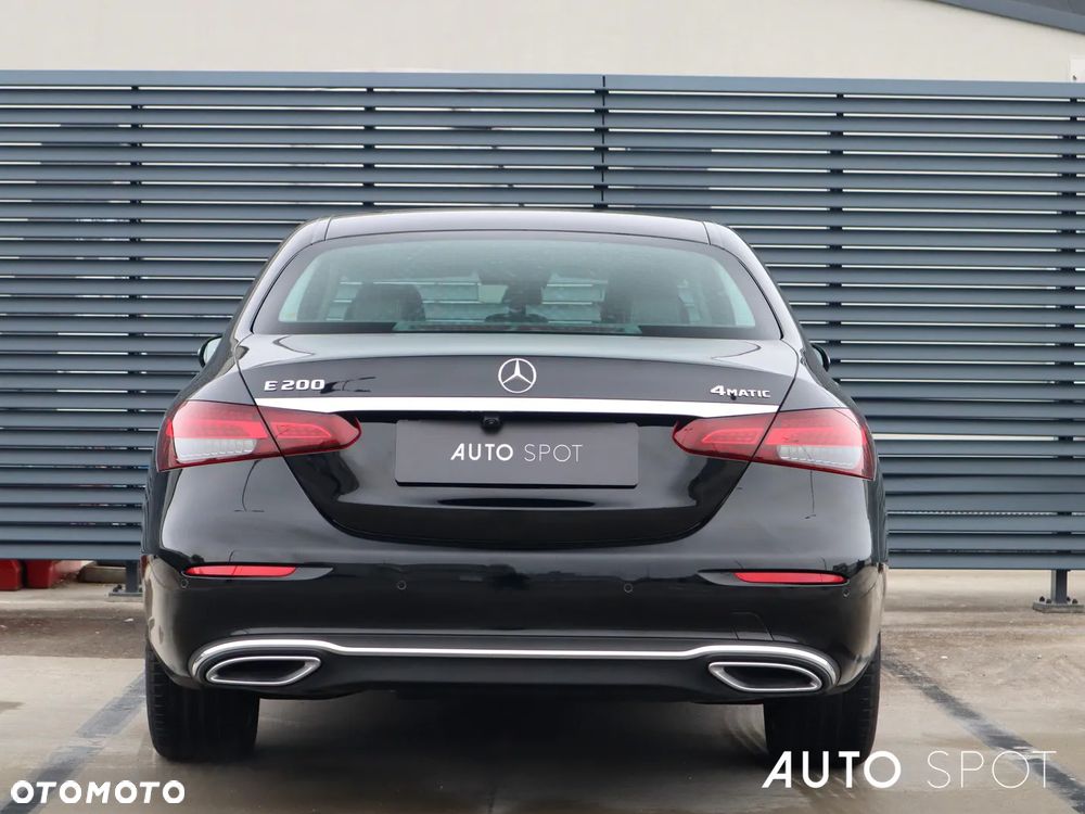 Mercedes-Benz Klasa E 200 4-Matic Avantgarde - 5
